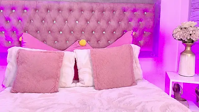 Tayzon Foxxx online show from January 2026 12:08:02 PM