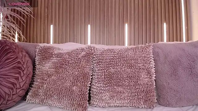 Snapshot of Tayzon_Foxxx chatting on March 2026 08:37:02 PM Tayzon Foxxx online show from March 2026 08:37:02 PM