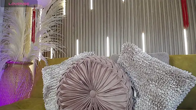 Snapshot of Tayzon_Foxxx chatting on March 2026 08:23:01 PM Tayzon Foxxx online show from March 2026 08:23:01 PM