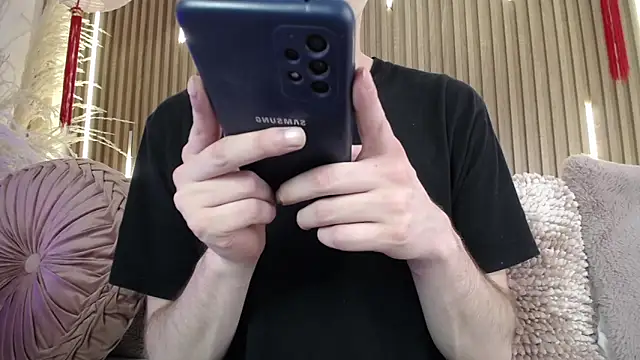 Snapshot of Tayzon_Foxxx chatting on March 2026 08:14:01 PM Tayzon Foxxx online show from March 2026 08:14:01 PM