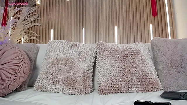 Snapshot of Tayzon_Foxxx chatting on March 2026 08:20:01 PM Tayzon Foxxx online show from March 2026 08:20:01 PM