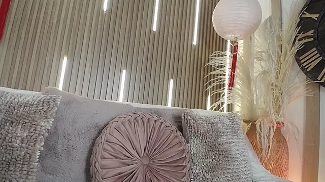 Snapshot of Tayzon_Foxxx chatting on April 2026 08:25:02 PM Tayzon Foxxx online show from April 2026 08:25:02 PM