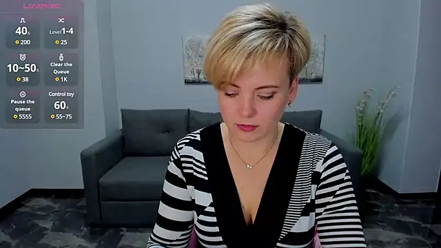 Snapshot of Julia_Wilsone chatting on December 2024 06:59:02 AM Julia Wilsone online show from December 2024 06:59:02 AM