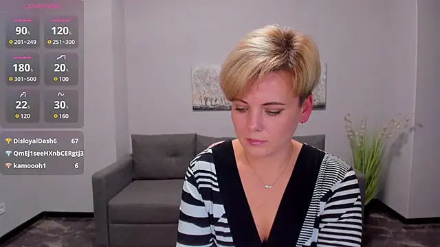 Snapshot of Julia_Wilsone chatting on December 2024 05:37:02 PM Julia Wilsone online show from December 2024 05:37:02 PM