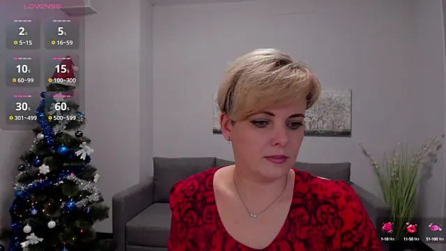 Snapshot of Julia_Wilsone chatting on December 2024 04:43:02 PM Julia Wilsone online show from December 2024 04:43:02 PM