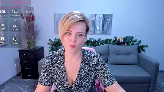 Snapshot of Julia_Wilsone chatting on January 2025 12:53:02 PM Julia Wilsone online show from January 2025 12:53:02 PM