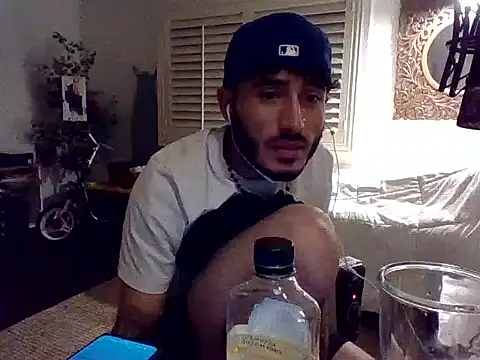 tengocanicas online show from December 2024 12:18:02 PM