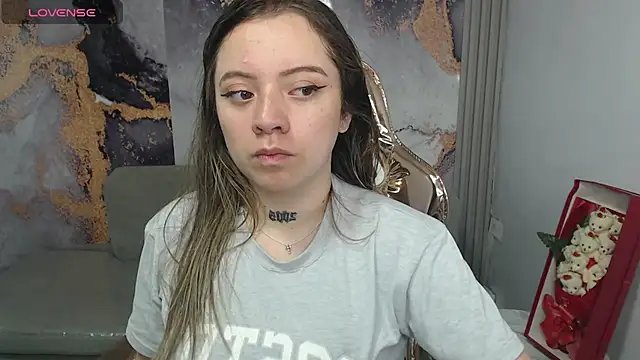 Cristal v 1 online show from March 2025 03:02:02 AM