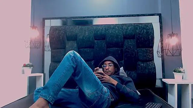 Jose Smoke online show from March 2025 10:00:02 AM