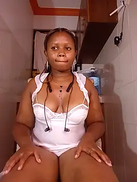 squirtydol001 online show from June 2026 07:40:01 PM