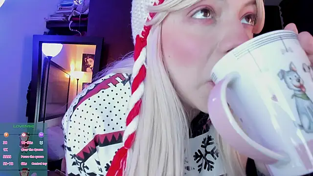 Irinaa Scarlett online show from December 2024 11:24:02 PM