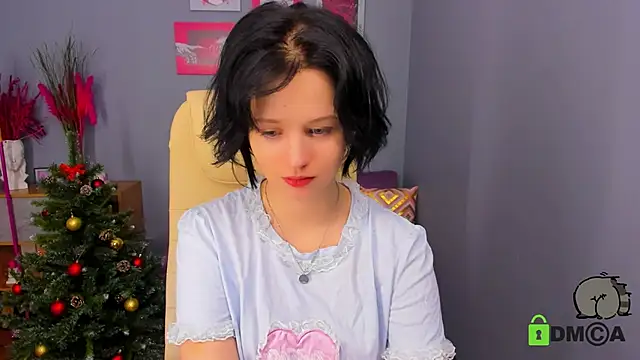 Alina Mills online show from December 2024 11:33:01 AM