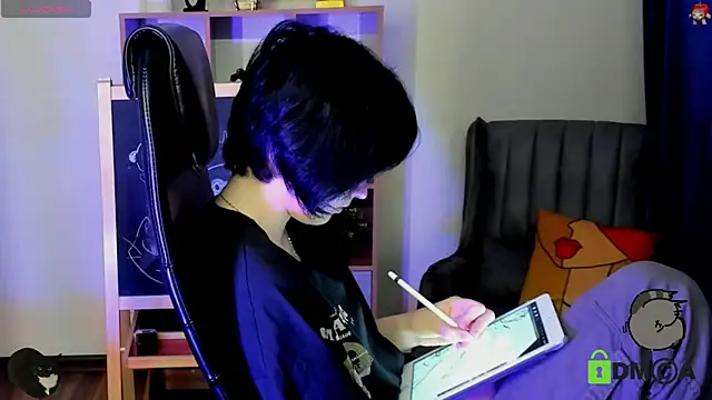 Alina Mills online show from January 2025 02:08:02 PM