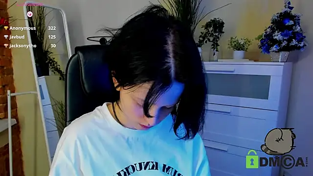 Alina Mills online show from January 2025 02:09:01 PM