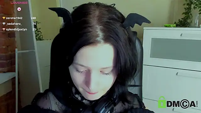 Alina Mills online show from February 2025 11:30:02 AM