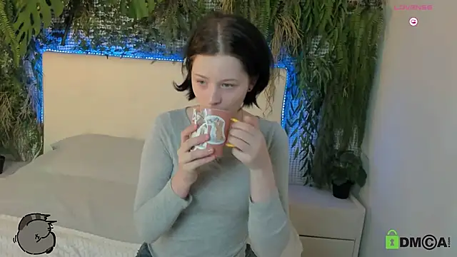 Alina Mills online show from March 2025 03:42:02 PM