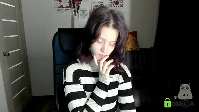 Alina Mills online show from December 2025 08:20:02 AM