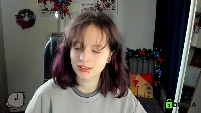 Snapshot of Alina_Mills chatting on December 2025 09:16:01 AM Alina Mills online show from December 2025 09:16:01 AM