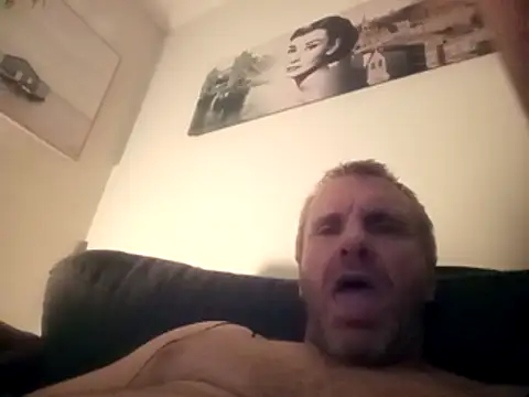 Snapshot of extremeanalsolo chatting on November 2025 04:27:01 PM extremeanalsolo online show from November 2025 04:27:01 PM