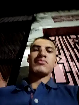 Rogersmit2 online show from May 2026 01:36:01 AM