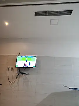 Snapshot of hairy_gun chatting on March 2025 11:18:01 AM hairy gun online show from March 2025 11:18:01 AM