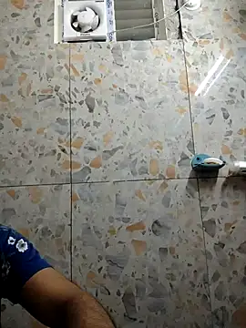 Snapshot of hairy_gun chatting on March 2025 09:05:02 PM hairy gun online show from March 2025 09:05:02 PM