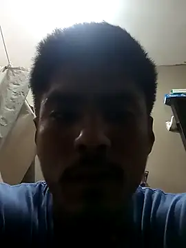 Snapshot of Aqua2312 chatting on April 2026 10:18:01 PM Aqua2312 online show from April 2026 10:18:01 PM