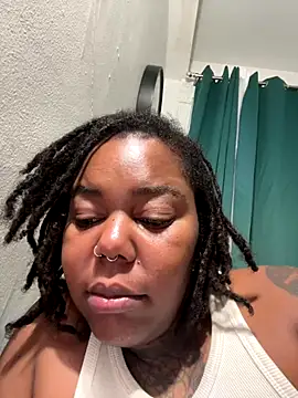 Goddess Nafeesha online show from January 2026 11:41:02 PM