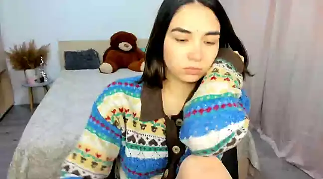 Alexa Dolly12 online show from January 2025 10:08:02 AM