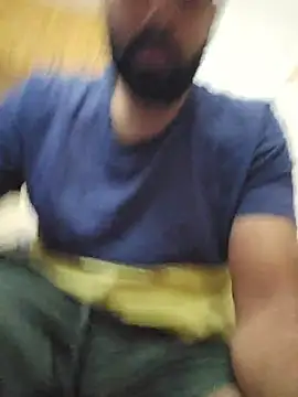 Snapshot of Hornie_small_Dick01 chatting on February 2026 06:20:02 AM Hornie small Dick01 online show from February 2026 06:20:02 AM