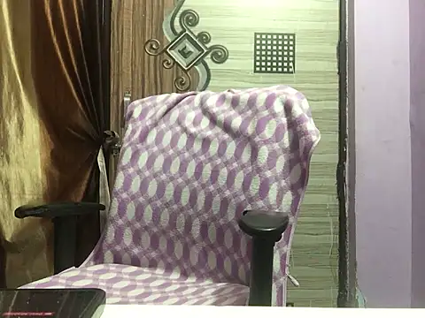 Snapshot of Desi_bhabhiii chatting on February 2025 05:34:01 AM Desi bhabhiii online show from February 2025 05:34:01 AM