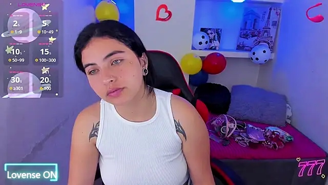 Snapshot of _luna_torres chatting on June 2026 12:53:02 PM luna torres online show from June 2026 12:53:02 PM