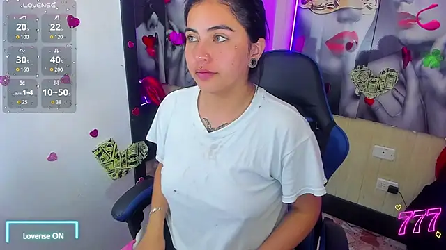 Snapshot of _luna_torres chatting on July 2026 02:22:02 PM luna torres online show from July 2026 02:22:02 PM
