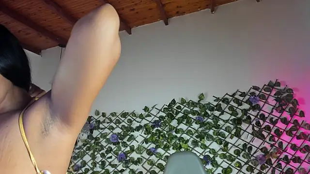 Snapshot of chantall_smith chatting on December 2024 02:24:02 PM chantall smith online show from December 2024 02:24:02 PM