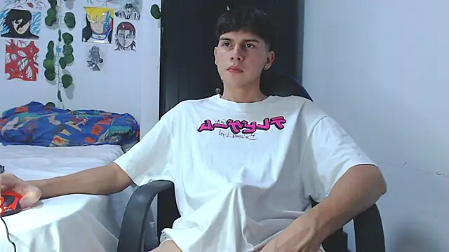 Snapshot of SonSett chatting on February 2025 01:44:02 AM SonSett online show from February 2025 01:44:02 AM