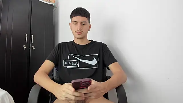 Snapshot of SonSett chatting on October 2025 02:29:01 PM SonSett online show from October 2025 02:29:01 PM