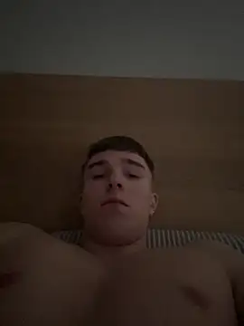 Snapshot of heyaeric chatting on December 2024 02:08:02 PM heyaeric online show from December 2024 02:08:02 PM