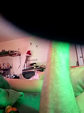 Snapshot of BigDDave6979 chatting on March 2026 02:37:01 AM BigDDave6979 online show from March 2026 02:37:01 AM