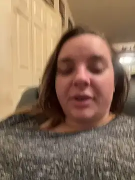 Snapshot of lairarose chatting on December 2024 03:49:02 PM lairarose online show from December 2024 03:49:02 PM