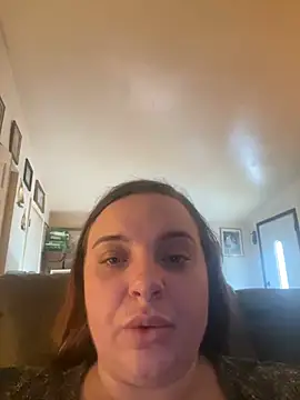 Snapshot of lairarose chatting on December 2024 06:53:02 PM lairarose online show from December 2024 06:53:02 PM