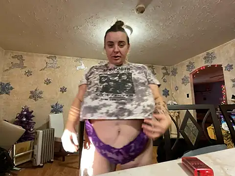 Snapshot of lairarose chatting on January 2025 08:36:02 PM lairarose online show from January 2025 08:36:02 PM