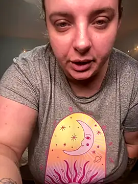 Snapshot of lairarose chatting on November 2025 01:44:01 PM lairarose online show from November 2025 01:44:01 PM