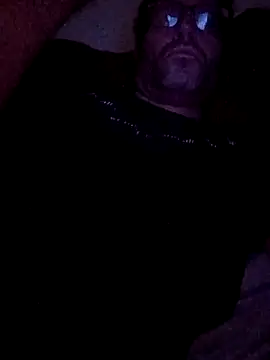 Snapshot of crazycam619 chatting on November 2025 04:25:01 PM crazycam619 online show from November 2025 04:25:01 PM