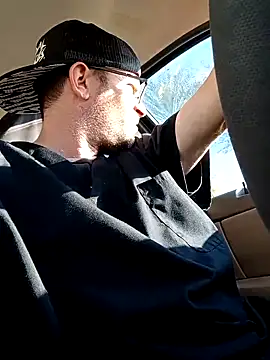 Snapshot of crazycam619 chatting on December 2025 10:25:02 PM crazycam619 online show from December 2025 10:25:02 PM