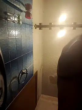 C8L3U online show from December 2024 09:43:02 AM