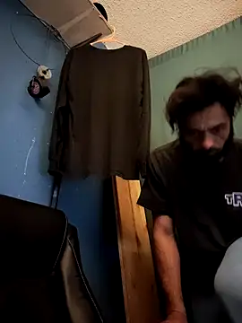 C8L3U online show from December 2024 08:31:02 AM