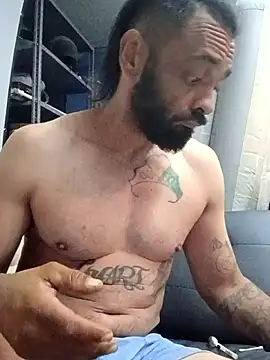 Snapshot of C8L3U chatting on March 2026 08:41:01 AM C8L3U online show from March 2026 08:41:01 AM