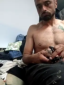 Snapshot of C8L3U chatting on March 2026 09:53:01 AM C8L3U online show from March 2026 09:53:01 AM