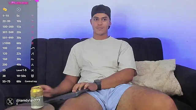 Iamdylan777 online show from December 2024 01:34:01 AM