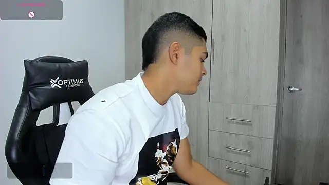 Iamdylan777 online show from February 2025 06:43:01 AM